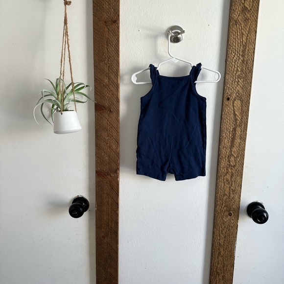 New Carter’s 6 Month Baby Girl ‘Made You Smile’ Romper One Piece Sleeveless - Picture 3 of 6